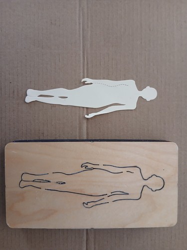 Cross cuts large wooden die - cross-cuts,